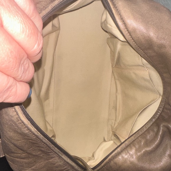 CHANEL Cloudy Bundle Bowler ❤️ Beige (Dirty Olive) - Picture 2 of 13